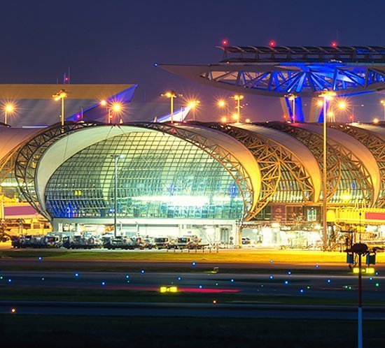 Bangkok International Airport utilizes the FTS 800 approach lighting system