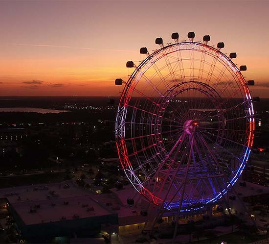 Our Vanguard Medium FTS 370d flashes red at night on the middle of the Orlando Eye