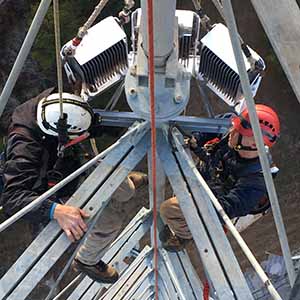 high intensity obstruction light install in Texas