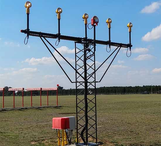 Système d'éclairage d'approche de l'aéroport FTS 8021 à RAF Lakenheath